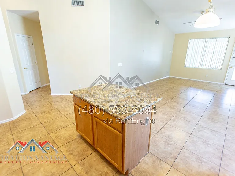 1578 E Megan St — Photo 15