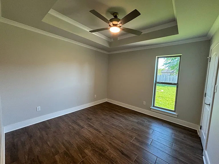 520 Half Moon Ct — Photo 14