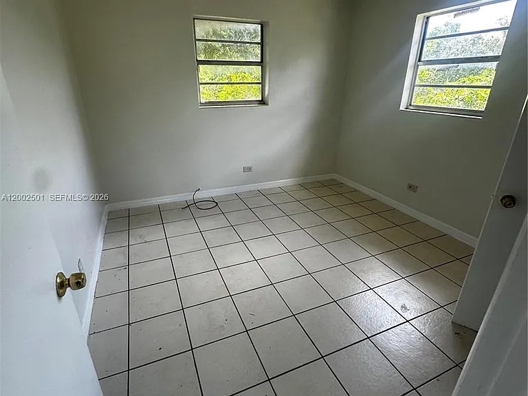 821 SW 2nd St — Photo 22