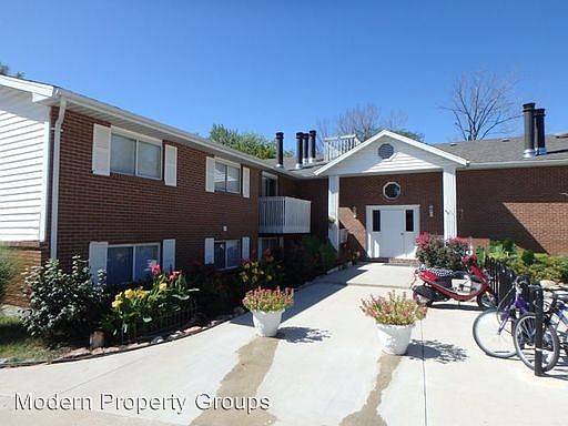 1st image of 202 W Ash St #2844496