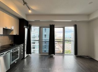 275 Village Green Sq #3017, Toronto, ON M1S 0L8