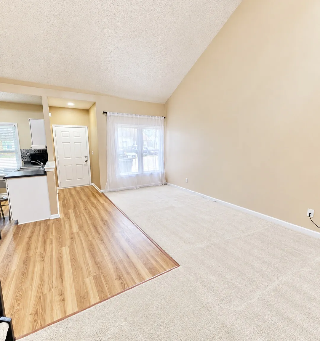 2 bed, 1164 sqft, $1,950 — Photo 3
