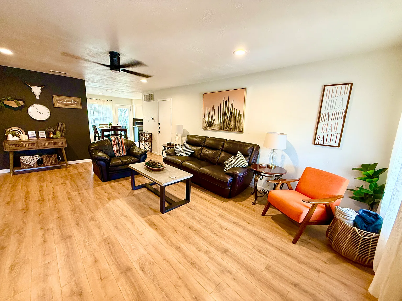 3 bed, 1450 sqft, $2,899 — Photo 2