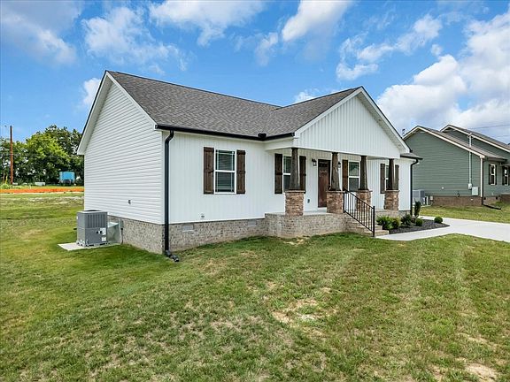 4th image of 105 Demombreum Cir Lot 40