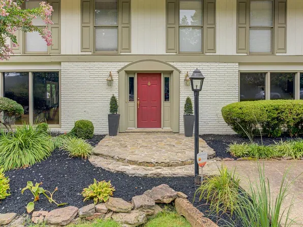5699 Normandy Rd, Memphis, TN 38120