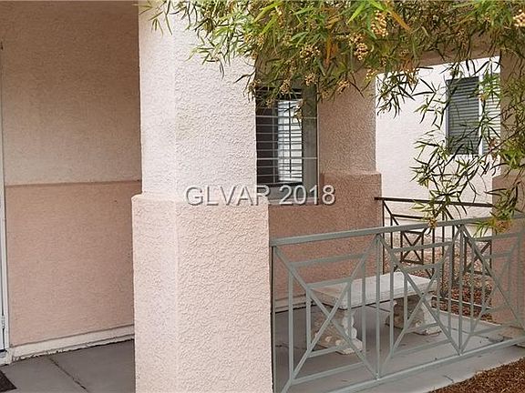 4th image of 5925 Gentle Creek Ln