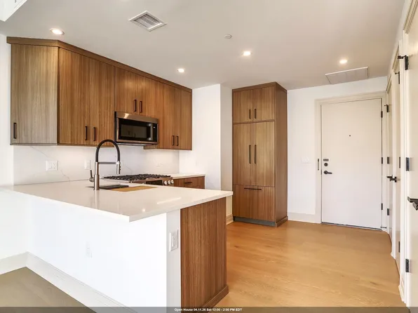 921 Madison Street image 1 of 35