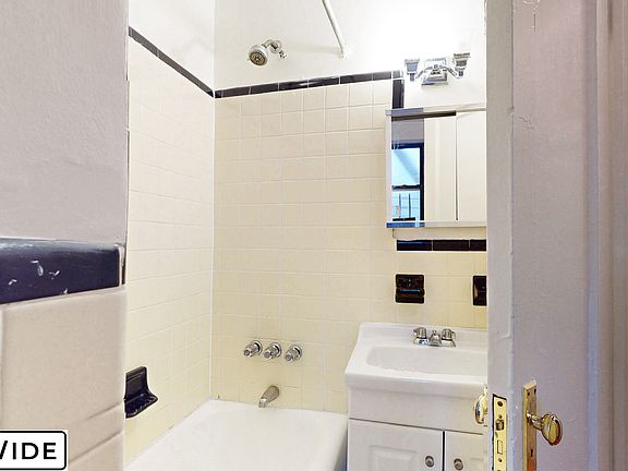 3rd image of 1224 St Nicholas Ave APT 5d
