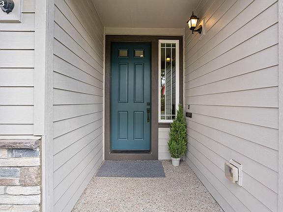 3rd image of 4737 SE Rosewood St