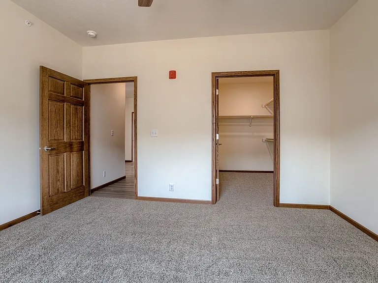 Wilderness Hills South Apartments — Photo 21