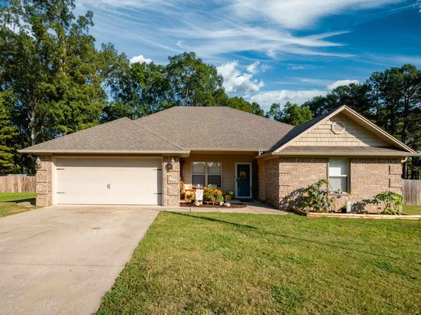 124 Christina Ln, Beebe, AR 72012