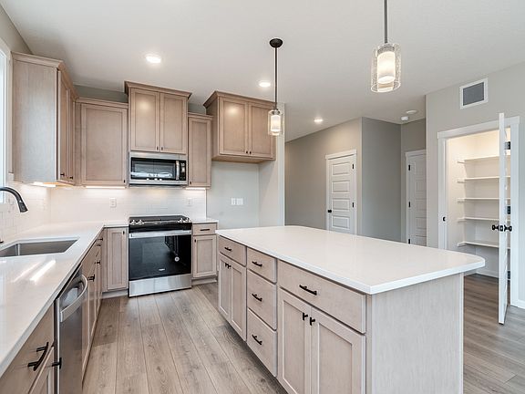 2809 NW 8th AVE by Aho Construction