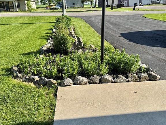 4th image of 1335 County Road D