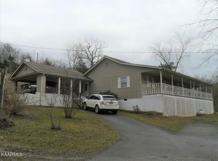745 Cedar Fork Rd, Tazewell, TN 37879