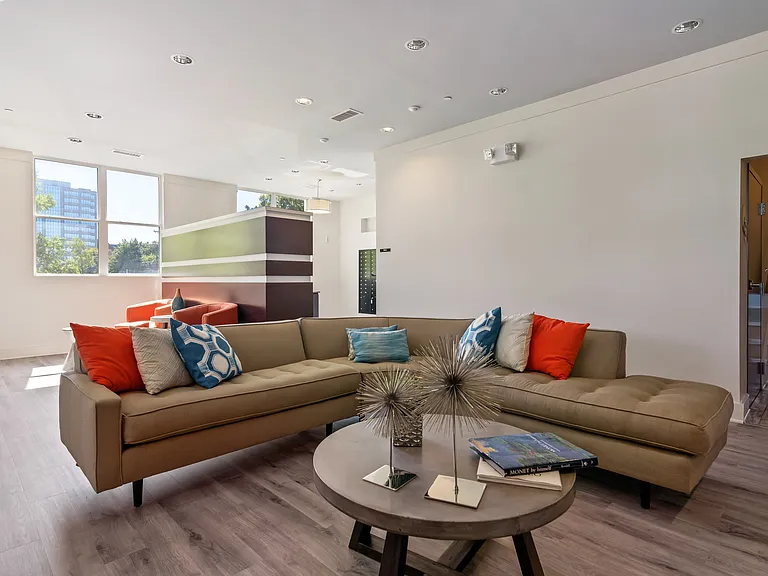 Artemis Midtown — Photo 73