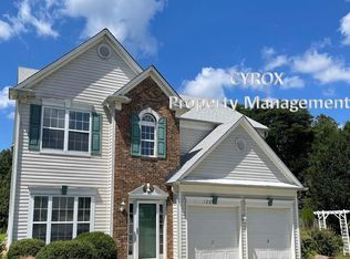 120 Innisbrook Ln, Simpsonville, SC 29681