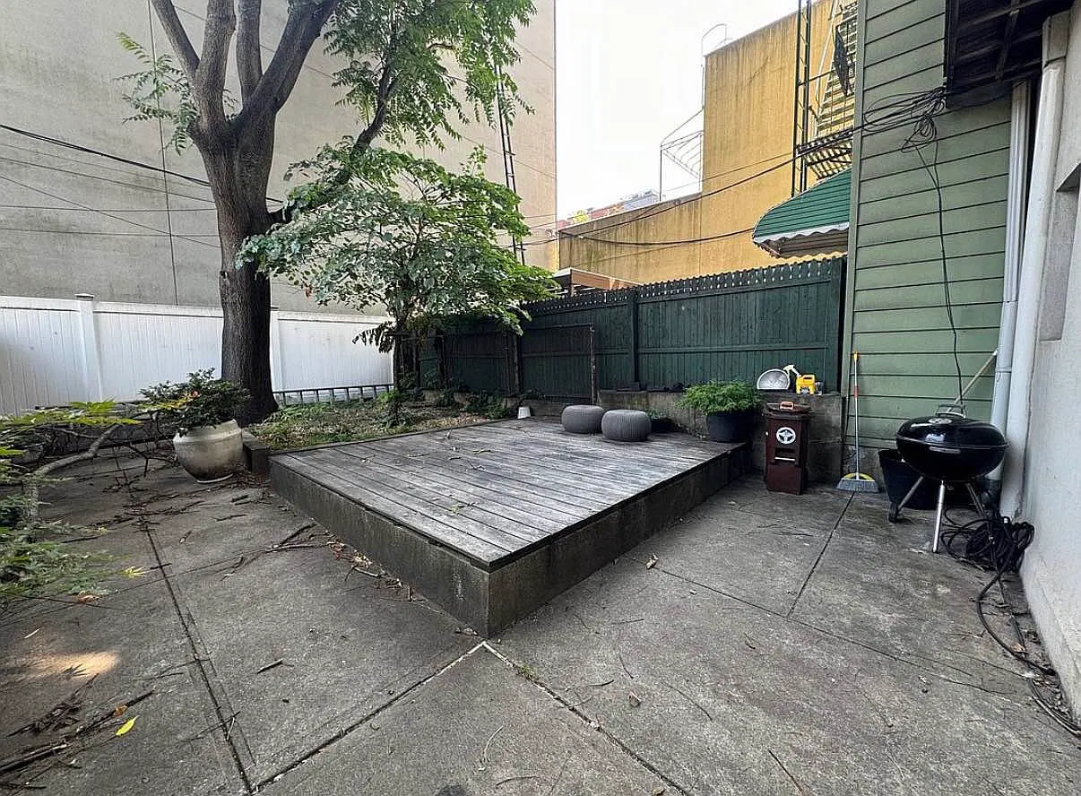 454 Humboldt Street — Photo 4