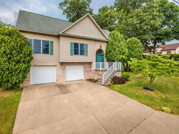 506 Meteor Dr, Morgantown, WV 26508