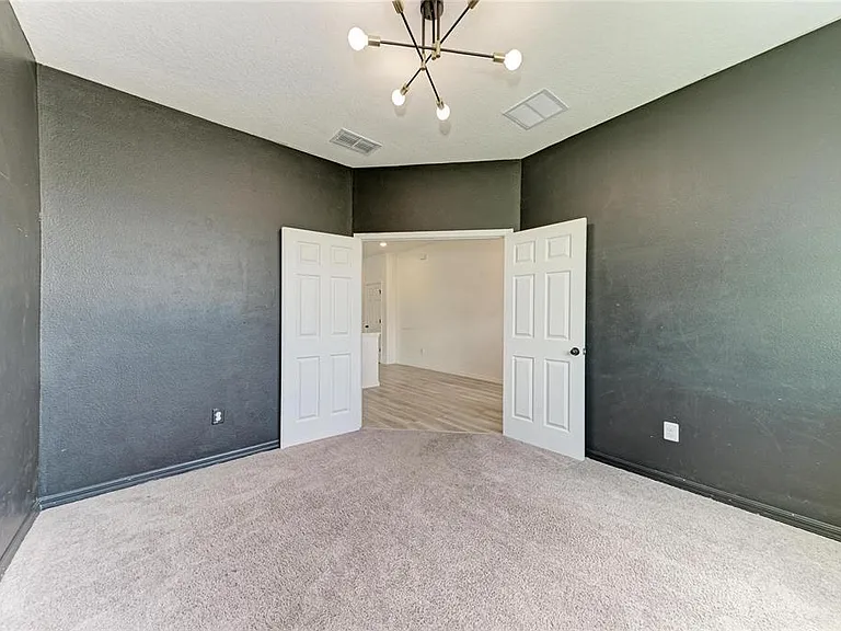 5826 143rd Ct E — Photo 22