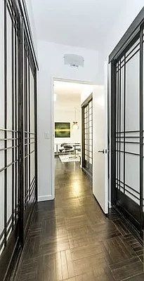 Rented by Wave Real Estate Group | media 19