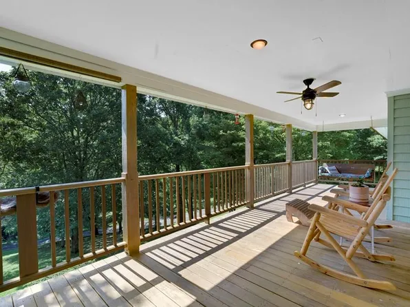 488 W Cherry Rd, Hayesville, NC 28904