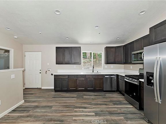 3rd image of 23511 Lake Dr