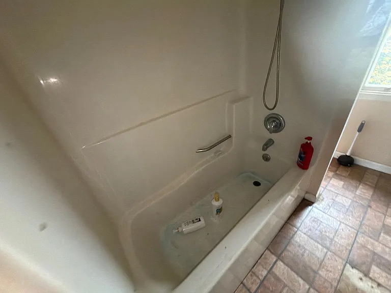 805 S Hickory St — Photo 10