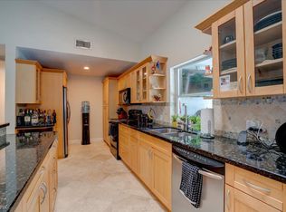 620 NW 10th Ct, Boynton Beach, FL 33426