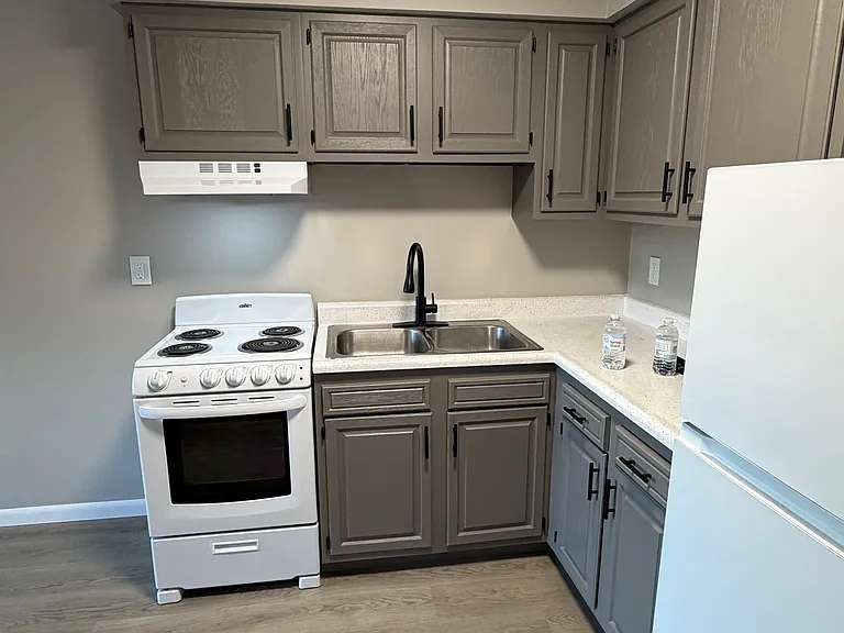 846 S Diamond St #4 — Photo 10