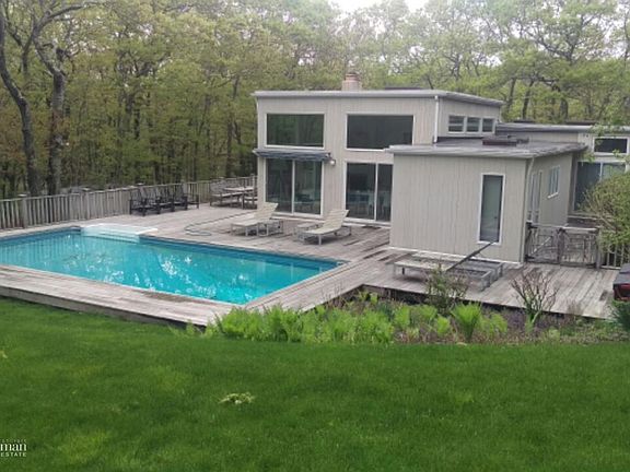 2nd image of 220 Treescape Dr