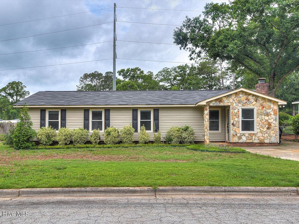 1st image of 2440 Castlewood Drive