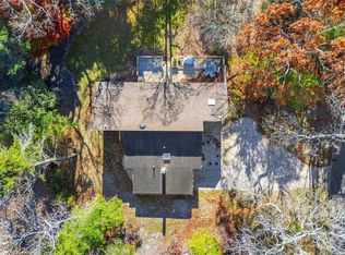 21 Eisenhower Dr, East Quogue, NY 11942