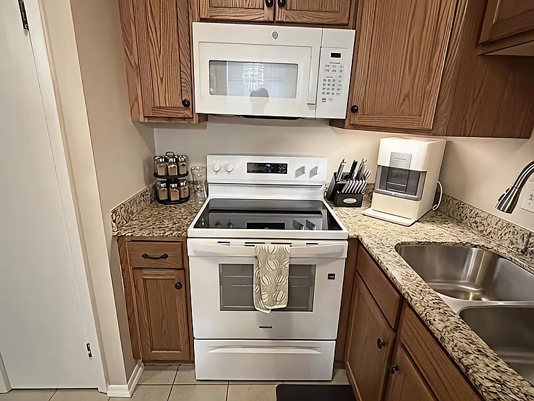500 Lake Marina Dr #316 — Photo 5