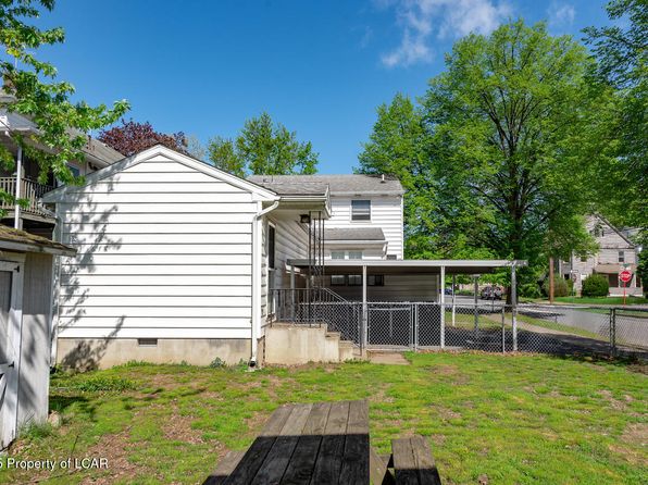 297 Wright Ave, Kingston, PA 18704