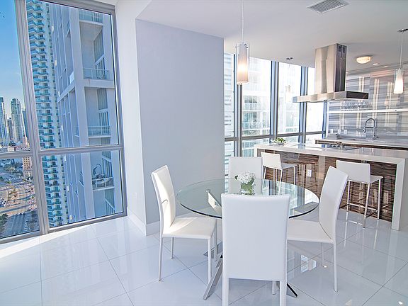 3rd image of 1100 Biscayne Blvd Unit 3101