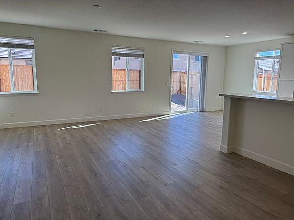 3rd image of 7624 Tortoise Shell Dr