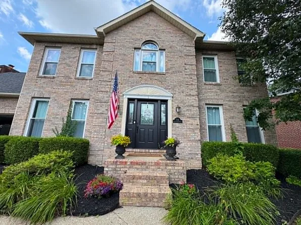 104 Candlewyck Dr, Hurricane, WV 25526