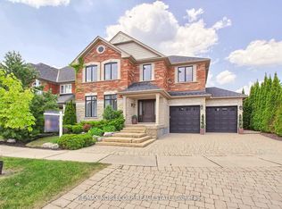 22 Escapade Dr, Richmond Hill, ON L4E 4X7