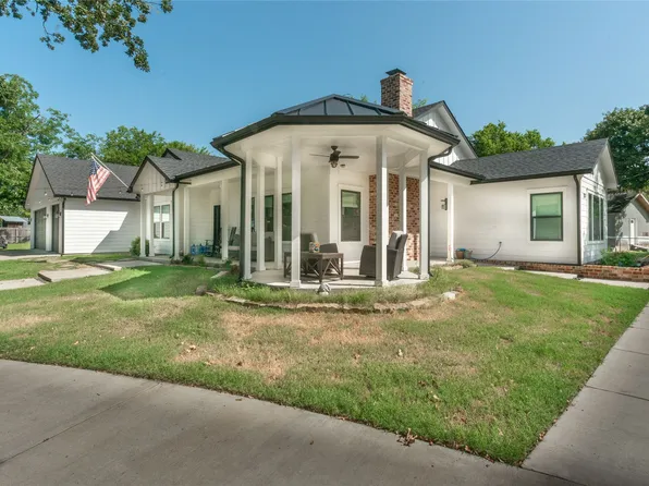 131 Lakeway Ln, Gun Barrel City, TX 75156