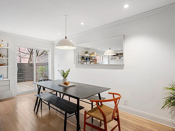4th image of 55 Poplar St #Gra