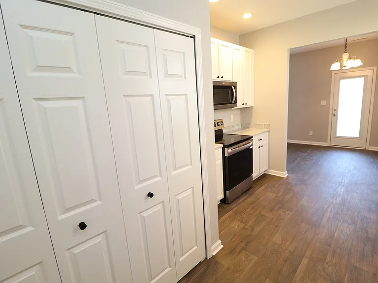 5112 Mabe Dr — Photo 15