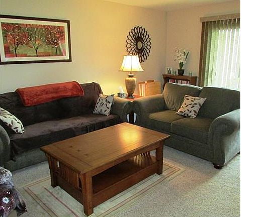 3rd image of 3104 Village Dr
