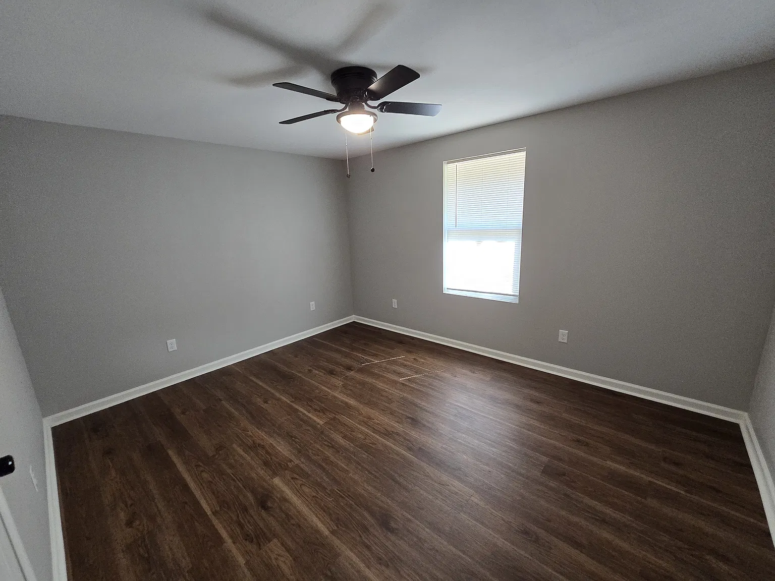 1 bed, 1.0 bath, $825 — Photo 4