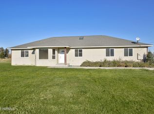 4381 Ahtanum Rd, Yakima, WA 98903