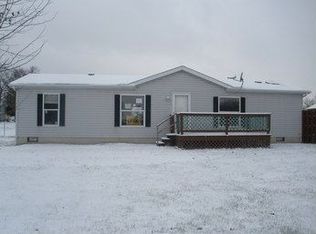 134 Ohio St, Topeka, IN 46571