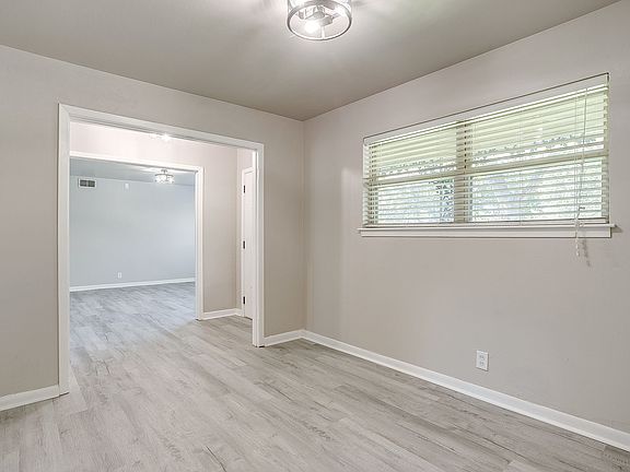 5th image of 4716 Mackey Dr