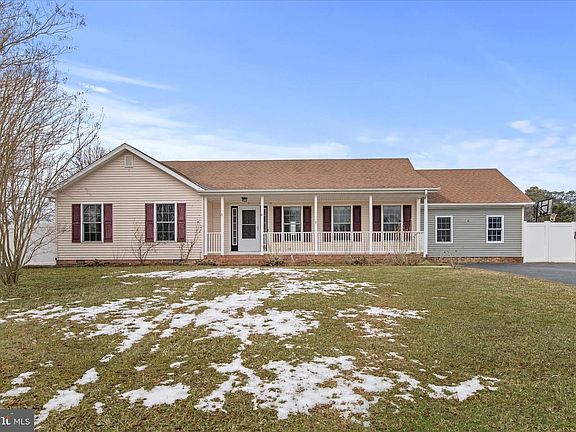 2nd image of 310 Autumn Ridge Dr