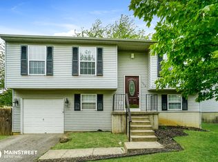 1579 Autumn Village Dr, Columbus, OH 43223