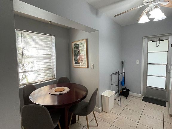 3rd image of 336 Sunset Dr #2