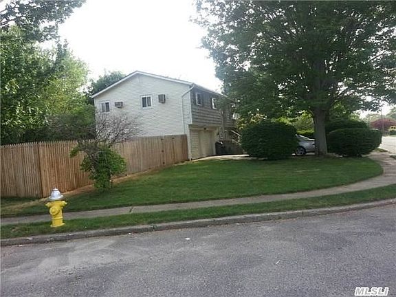 2nd image of 254 Peterson St